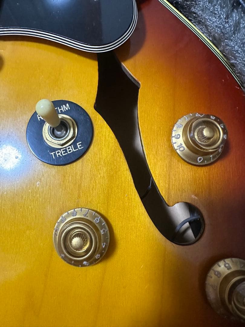 エレキギター サンバースト ハードケース付属 J & G Daniels - メルカリ