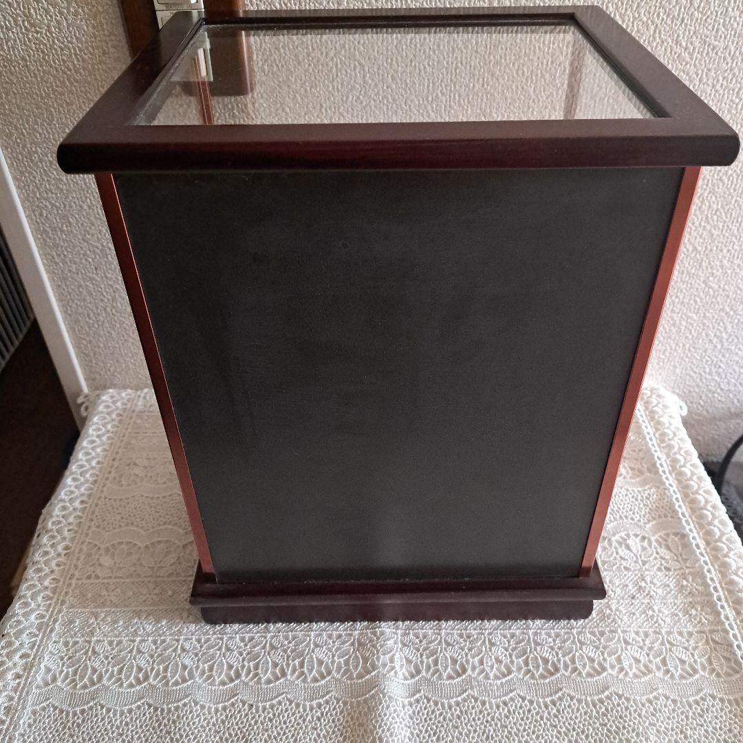 ガラス製ディスプレイケース