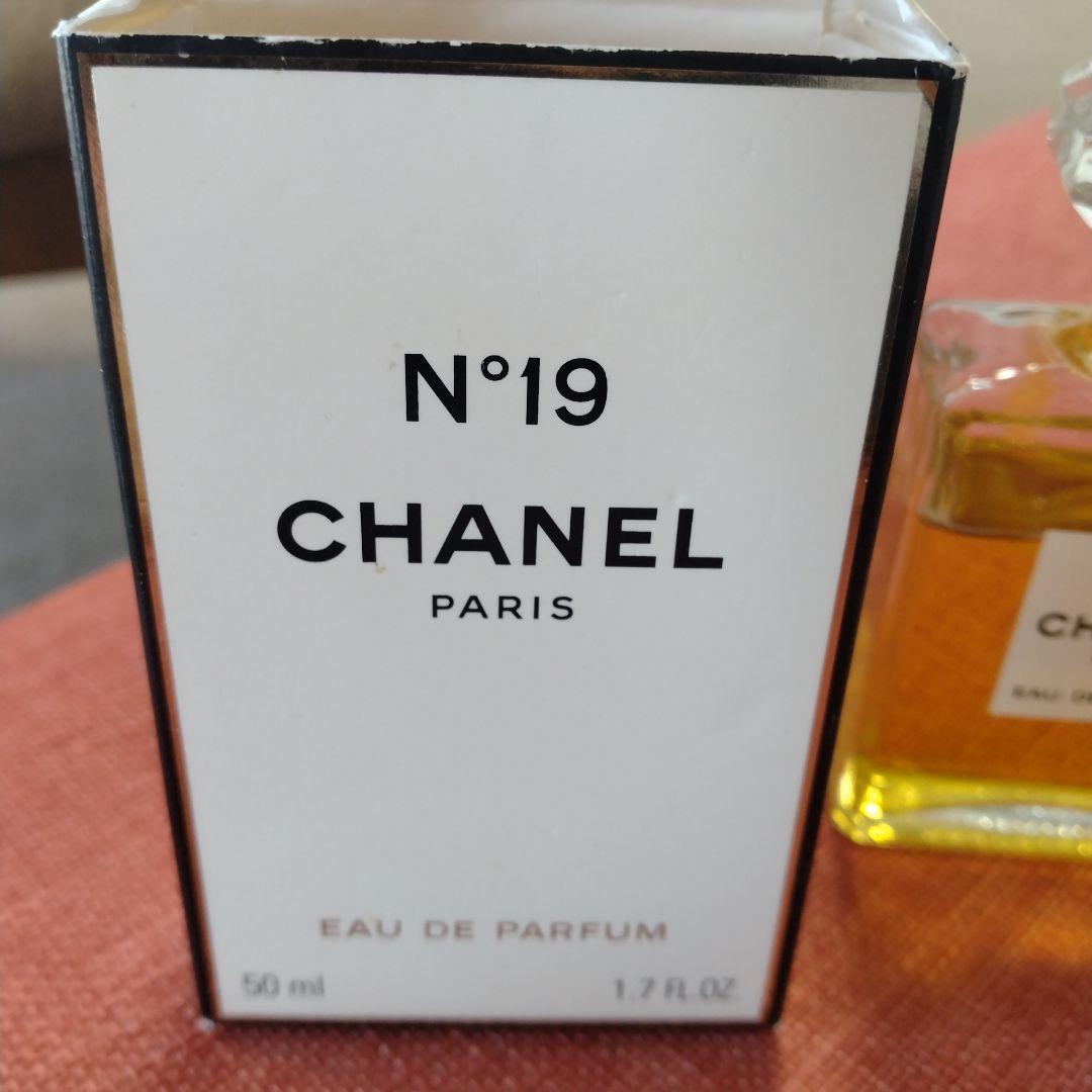 シャネル No19 オードゥ パルファム BT 50ml