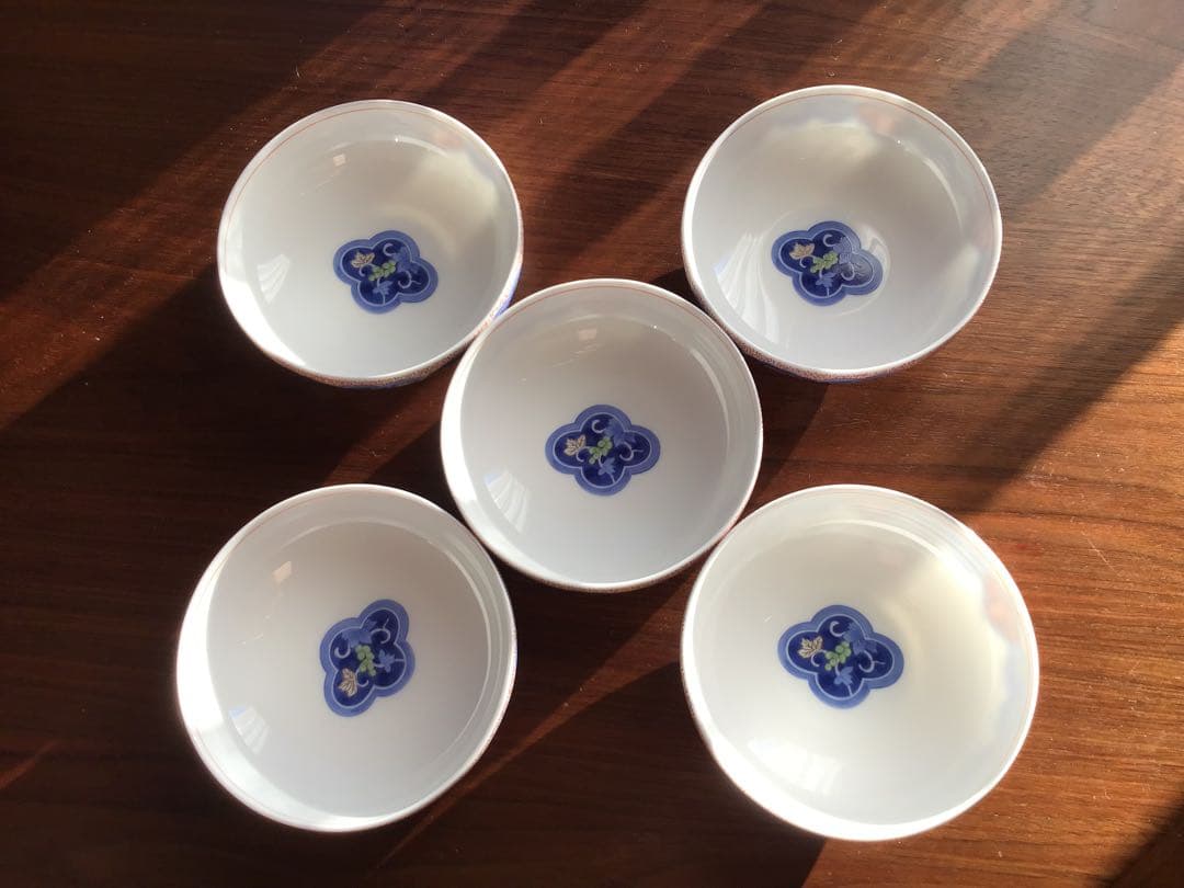 香蘭社　ボーンチャイナ和モダンand レアな食器セット　華のあるテーブルウエア