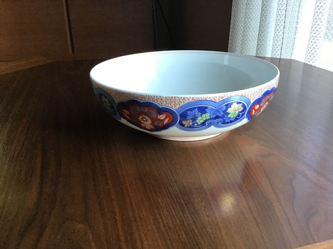 香蘭社　ボーンチャイナ和モダンand レアな食器セット　華のあるテーブルウエア