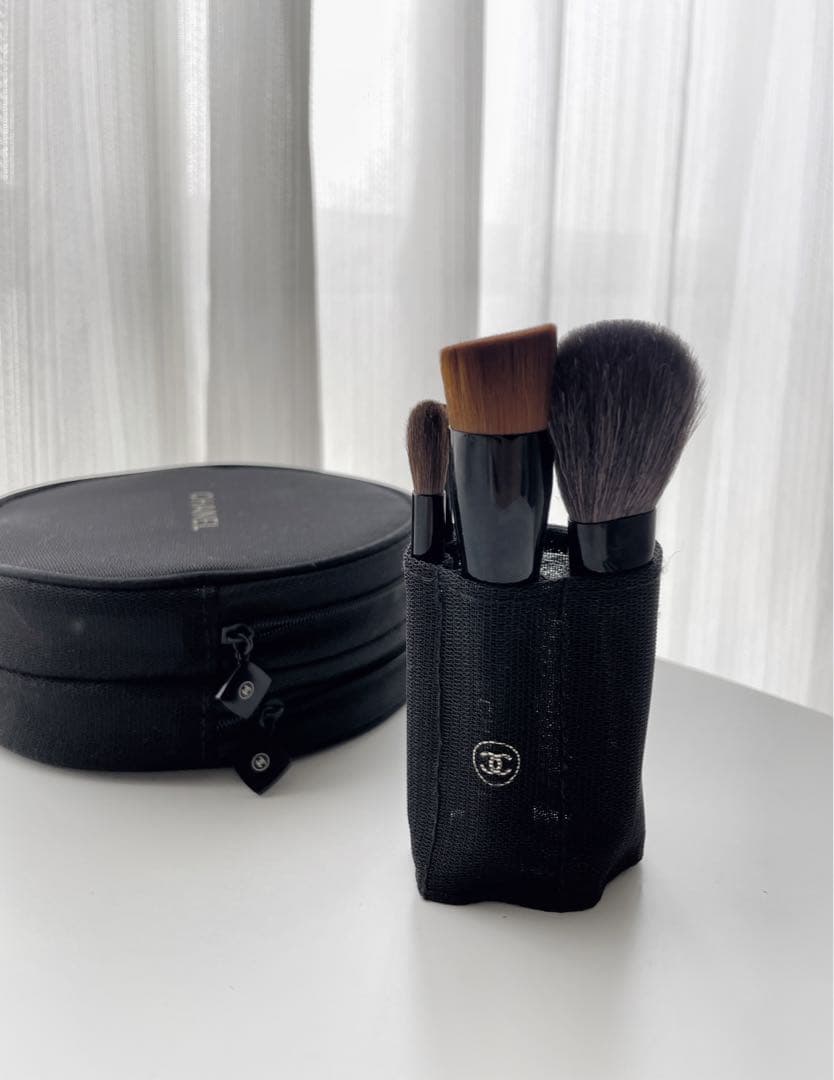 CHANEL】限定ブラシセット ☆ポーチ付き - メルカリ