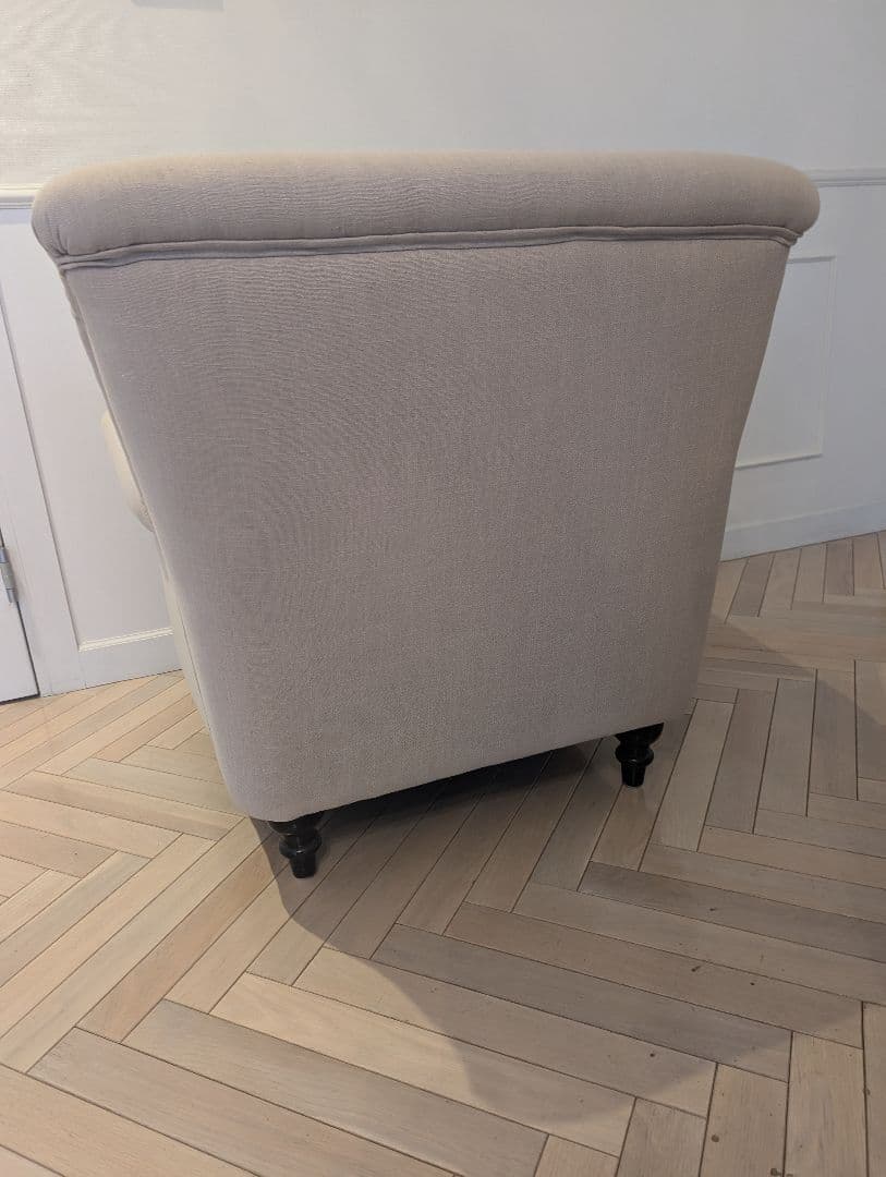 ベージュファブリックヴィンテージスタイルシングルソファ VINCENT