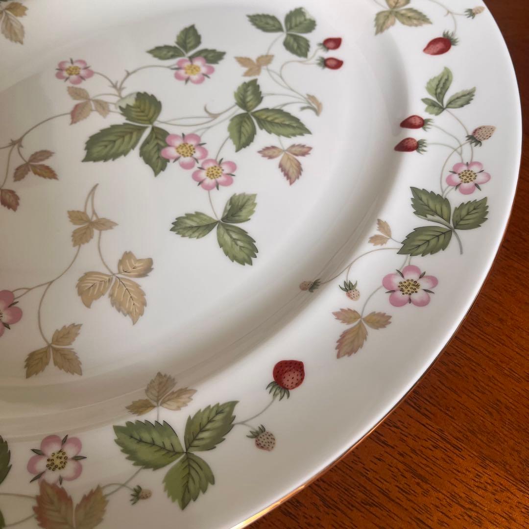【美品】英国製　ウェッジウッド★ワイルドストロベリー★オーバルパーティプレート②