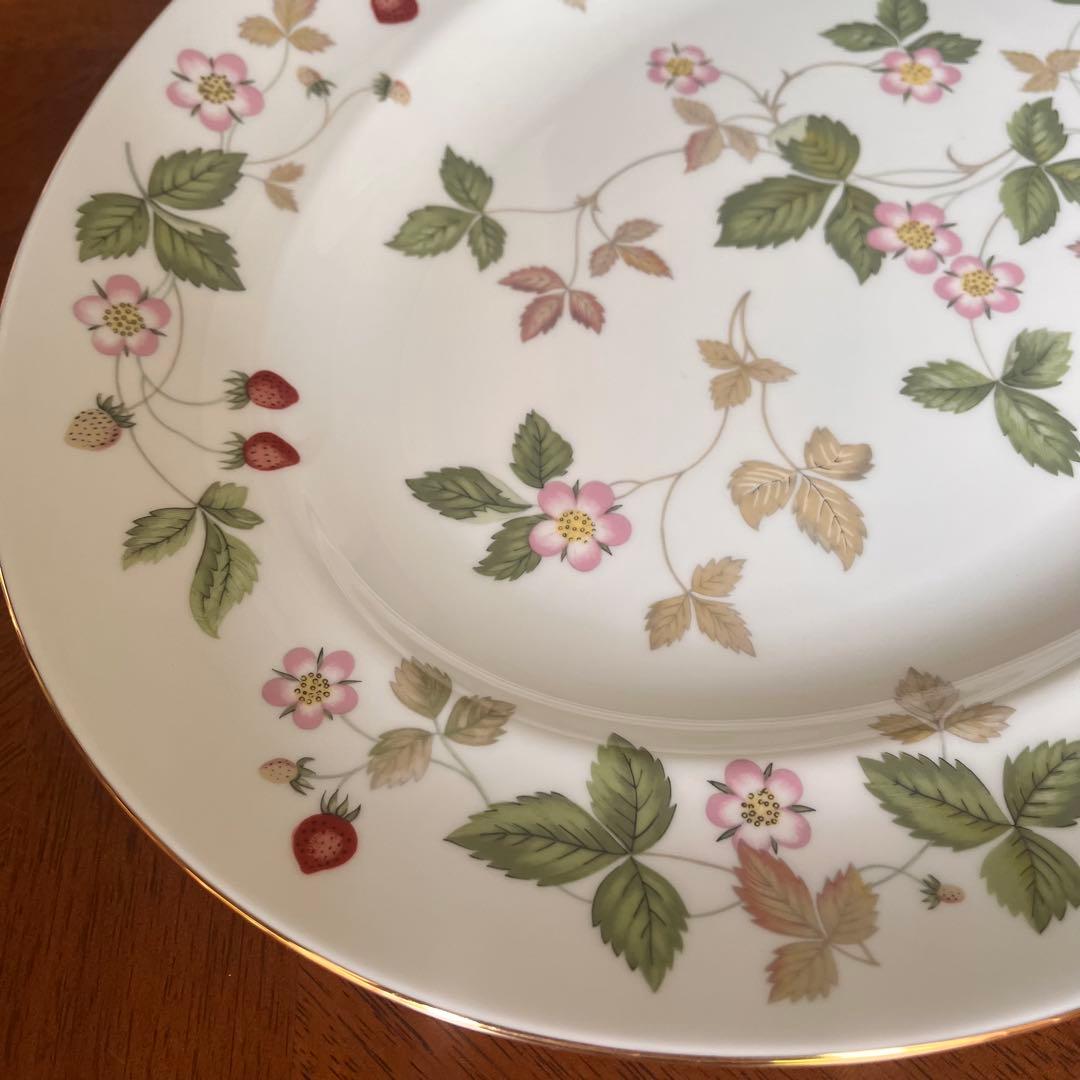 【美品】英国製　ウェッジウッド★ワイルドストロベリー★オーバルパーティプレート②