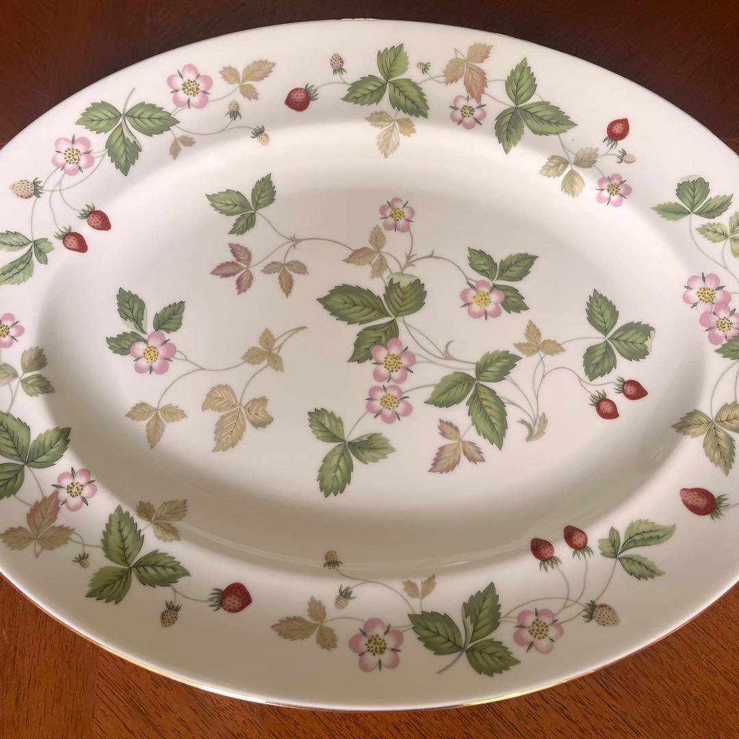 【美品】英国製　ウェッジウッド★ワイルドストロベリー★オーバルパーティプレート②
