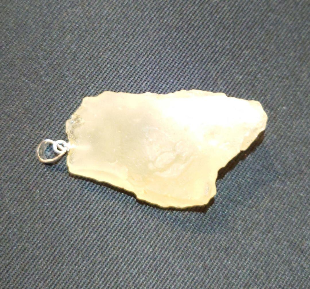 【希少】リビアングラス　ペンダント　ネックレス