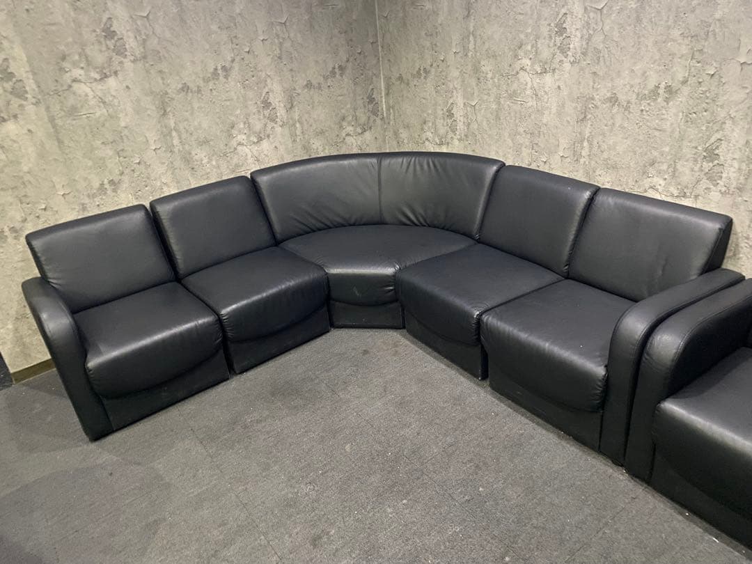 ブラック合成皮革コーナーソファ