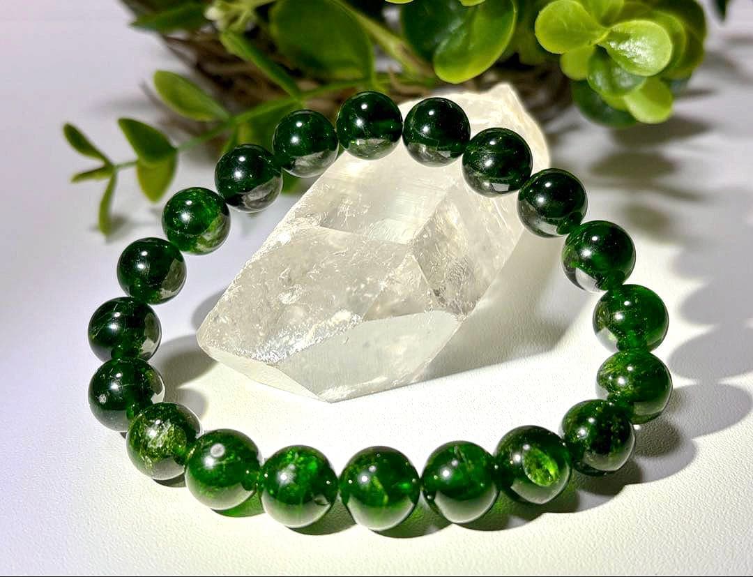 究極品質　覚醒を促し幸運へ導く聖なる宝石　幻のロシアンクロムダイオプサイト