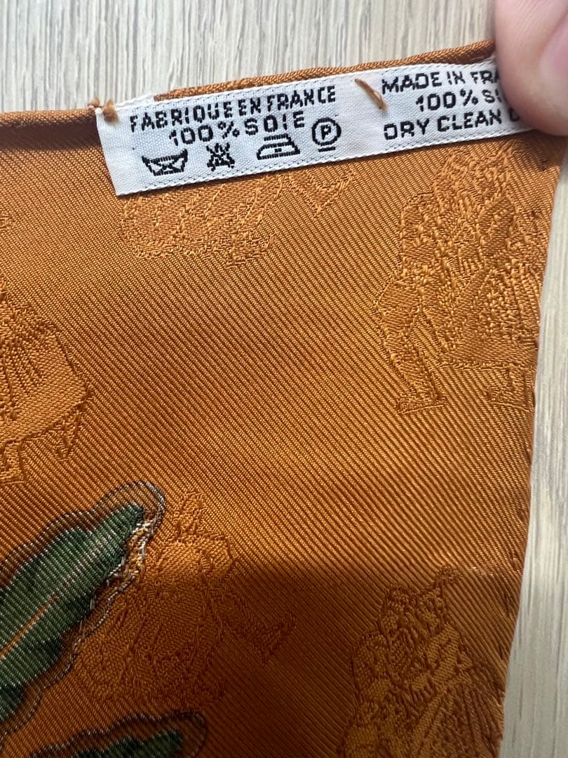 エルメスのカレ90「Scènes de Patinage（スケートの情景）」 - メルカリ