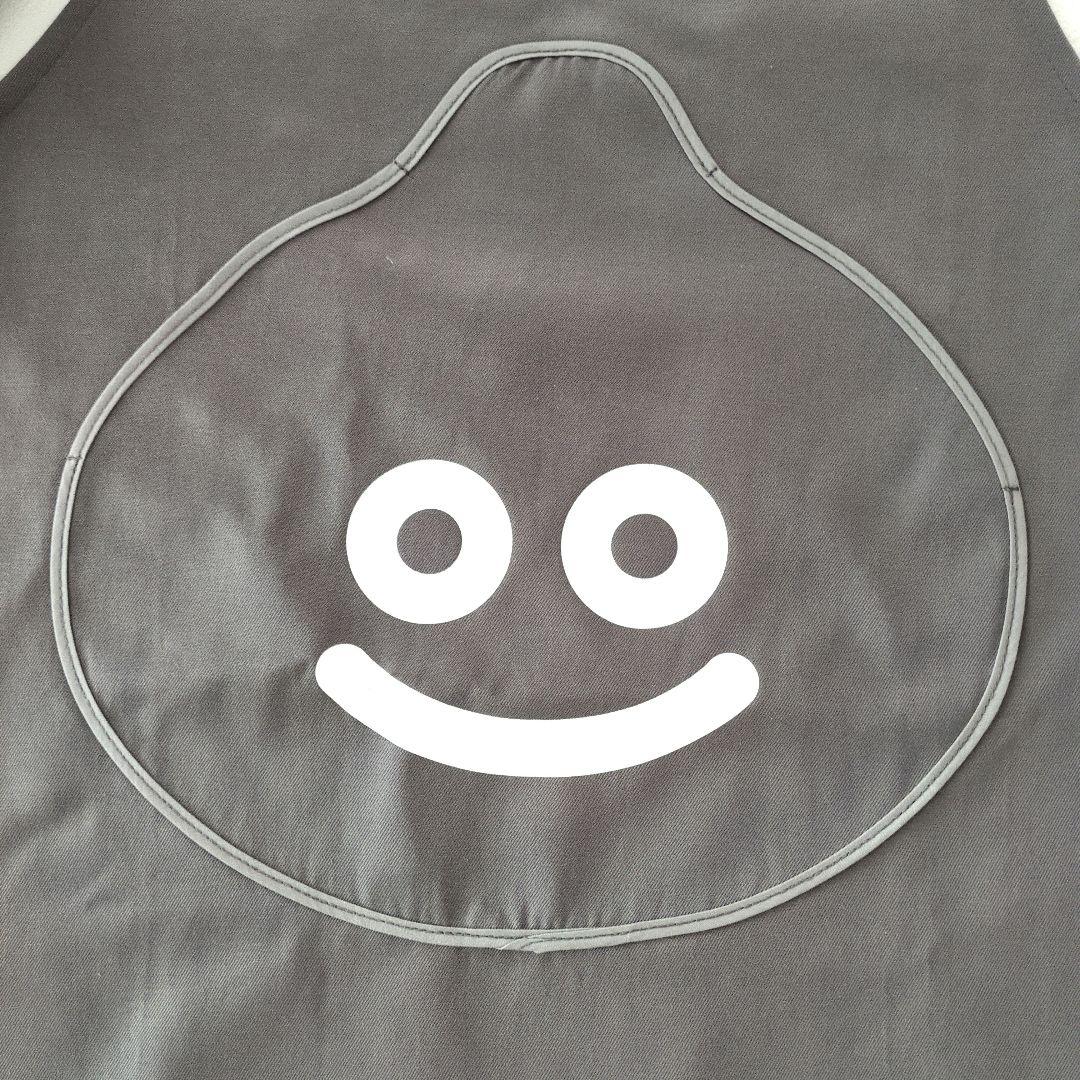 ドラゴンクエスト スマイルスライム エプロン グレー - メルカリ