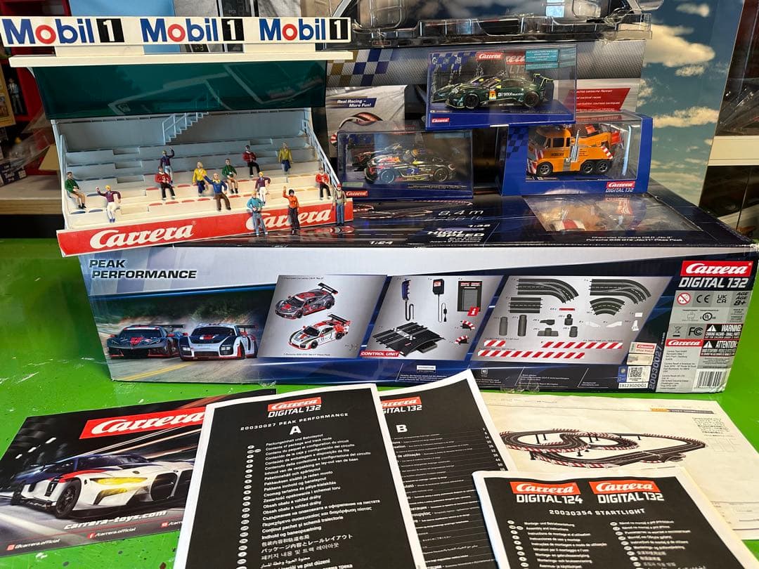 CARERA デジタル　1/32大型スロットカー+オプション？数点付き