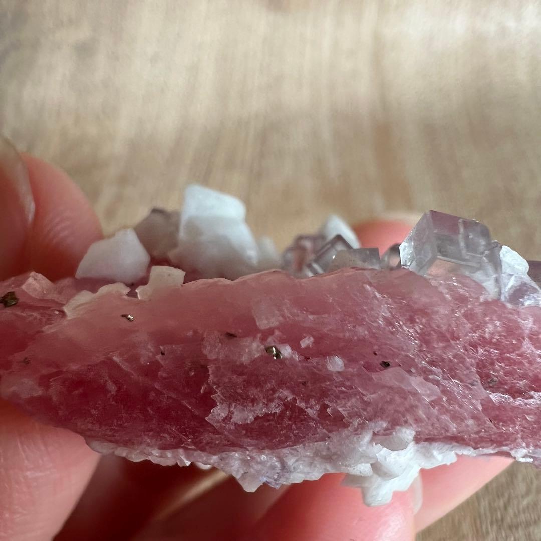 ロードクロサイト フローライト パイライト 42g 鉱物 標本 原石