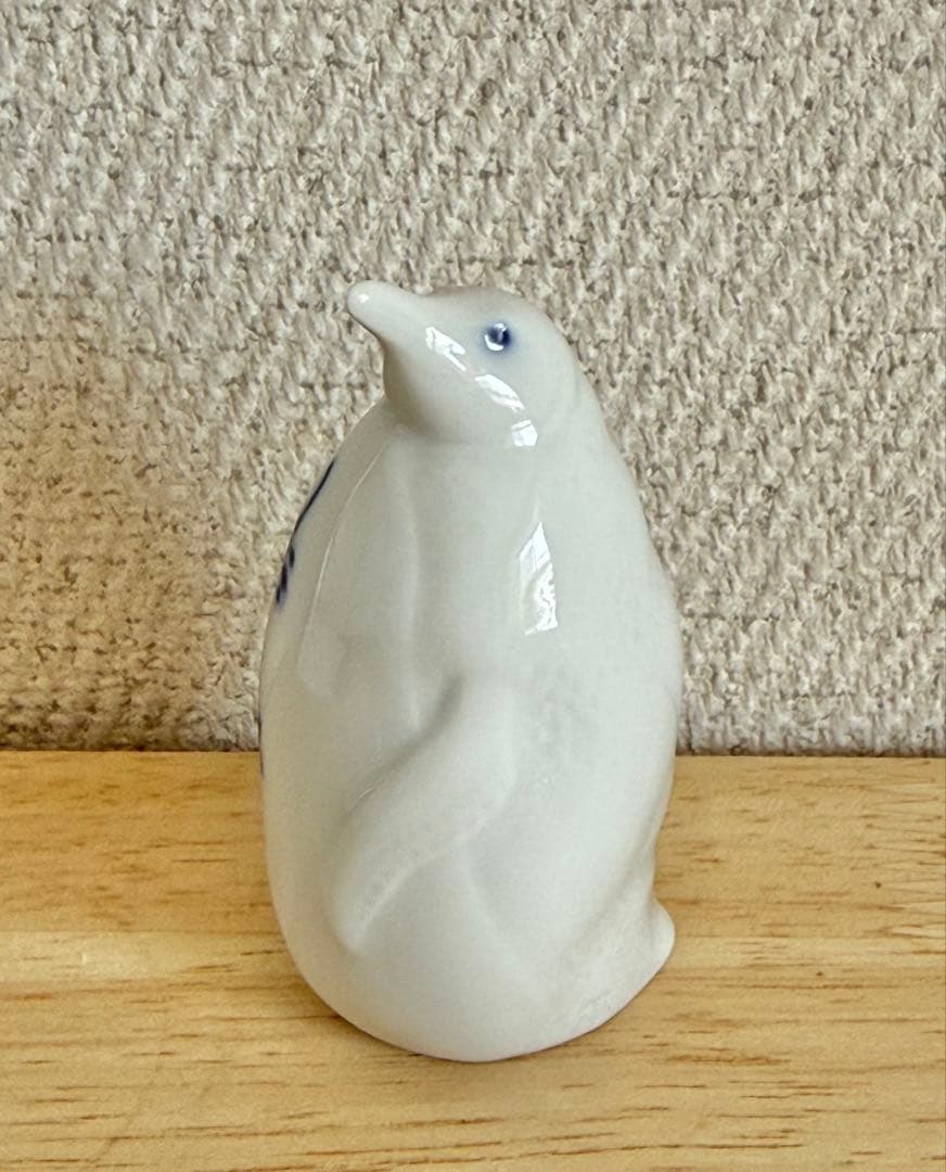 【美品】ロイヤルコペンハーゲン　ブルーフルーテッド柄ペンギン