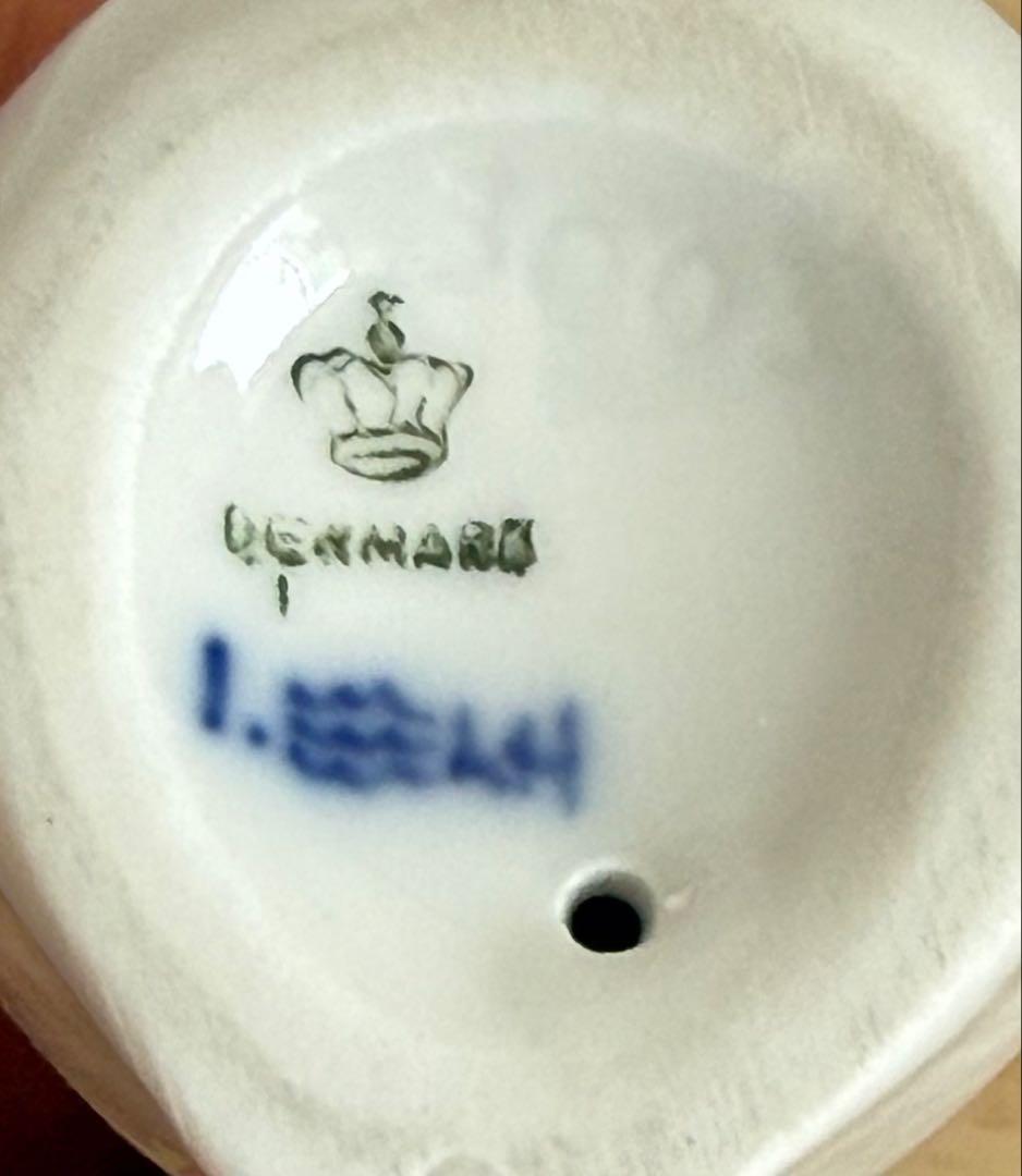 【美品】ロイヤルコペンハーゲン　ブルーフルーテッド柄ペンギン