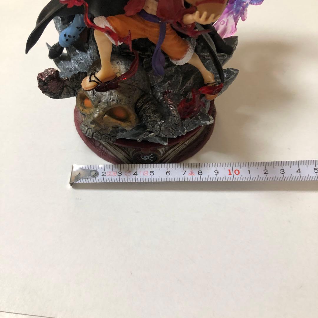 ワンピース　フィギュア　鬼ヶ島決戦　三船長　(ルフィ・ロー・キッド)