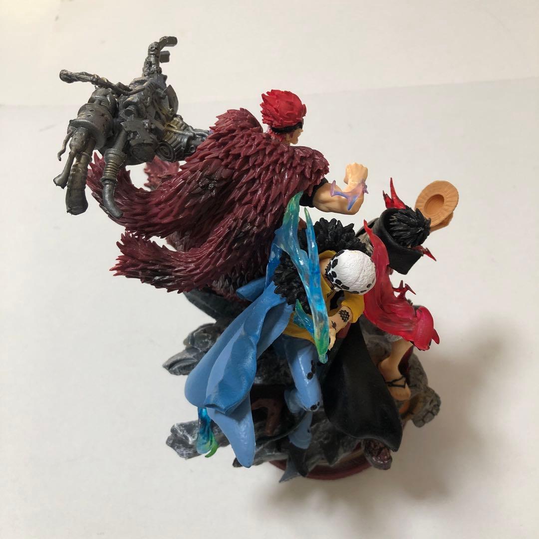 ワンピース　フィギュア　鬼ヶ島決戦　三船長　(ルフィ・ロー・キッド)