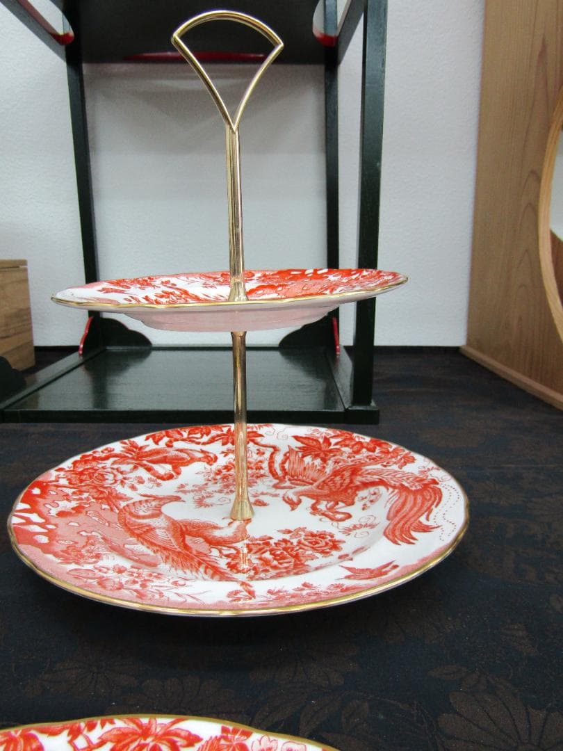 激レア　ロイヤルクラウンダービー　エイビスレッド 2段ケーキスタンド