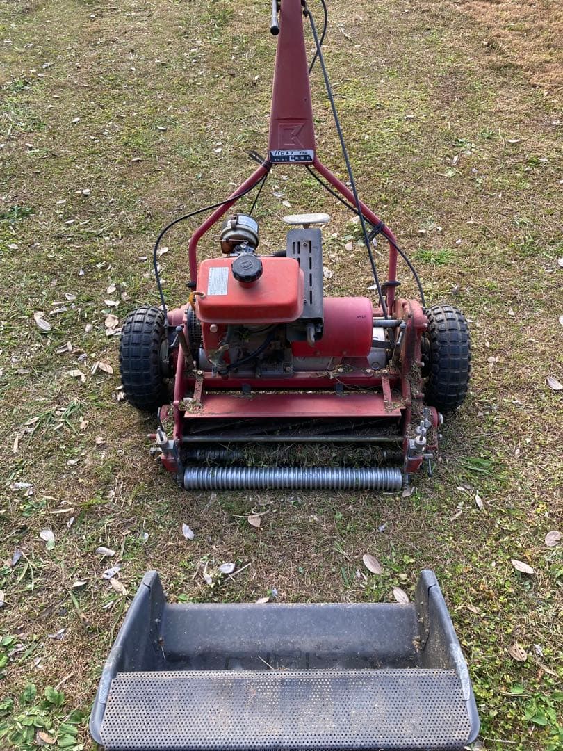 バロネス　自走式グリーンモア　LM55GB 芝刈り機