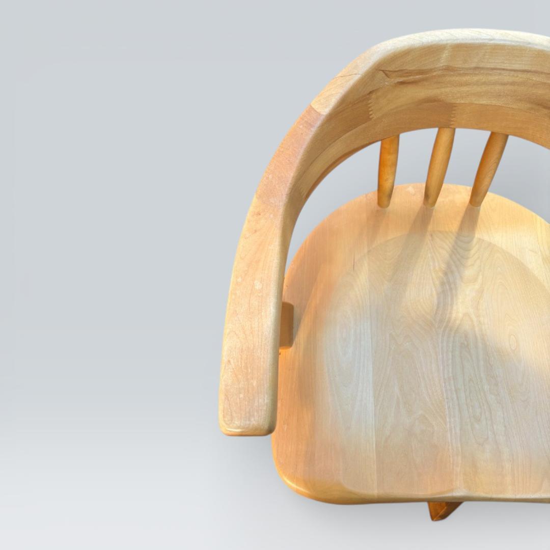 最終価格】大川家具 回転ダイニングチェア 肘付き 幅58cm 天然木①