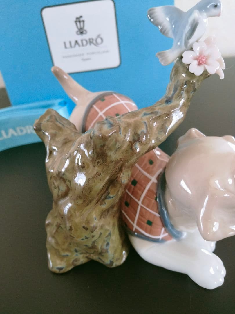 【最終値下げ】新品 リヤドロ「blossoms for the puppy」
