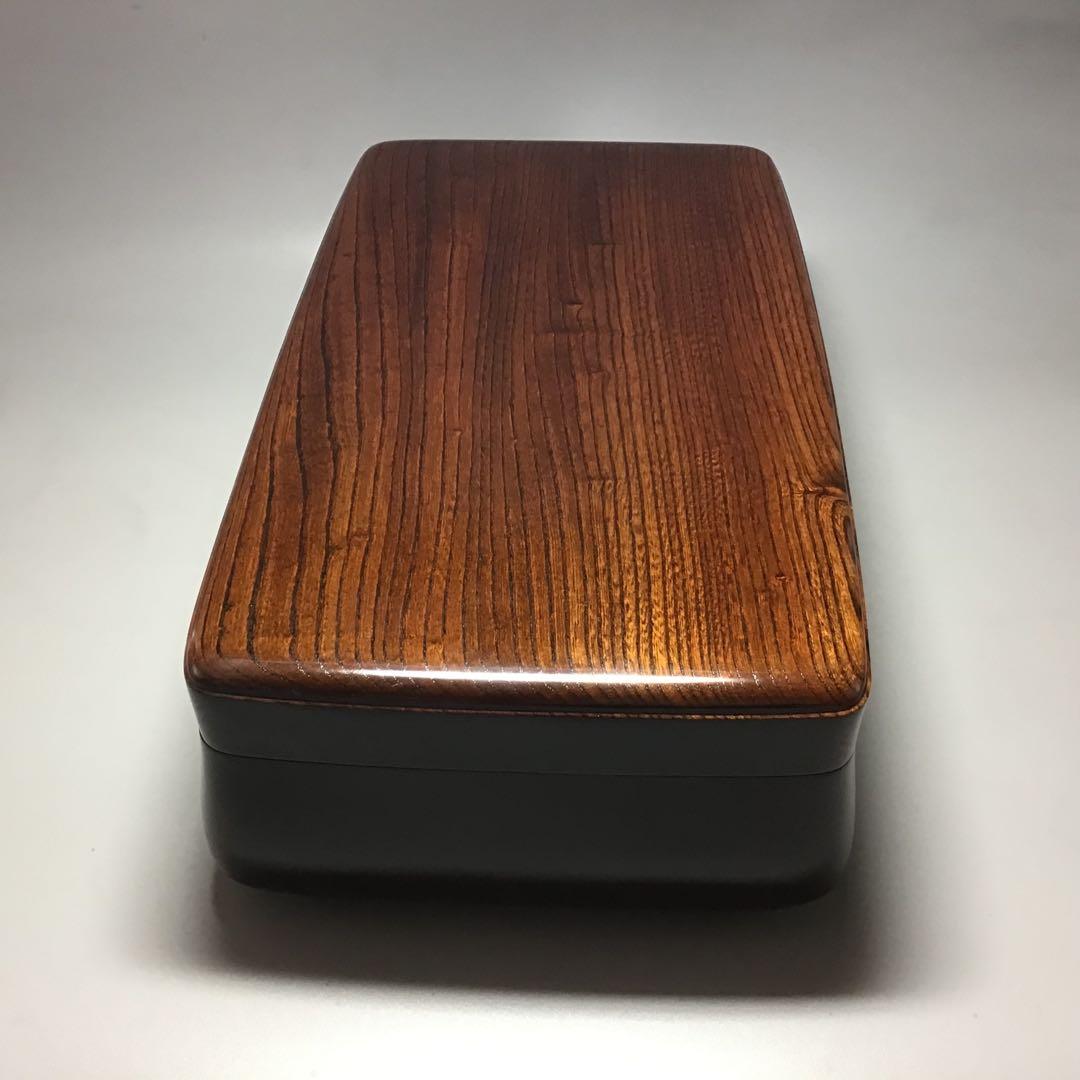 紅神代欅玉杢拭き漆蓋物入選作