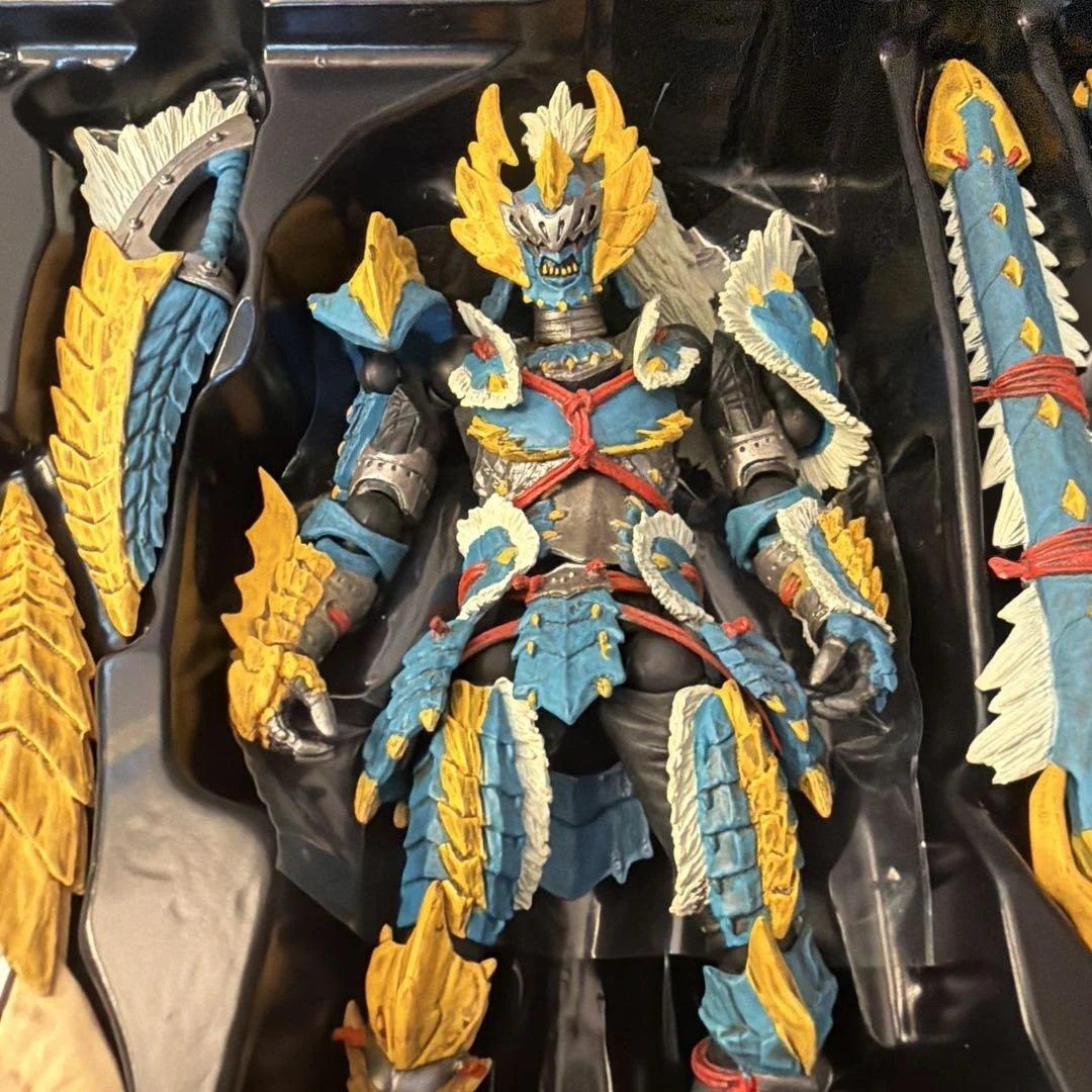 海洋堂 リボルテックヤマグチモンスターハンター ハンター男剣士