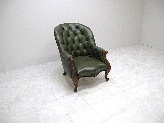 バロッサ バレンティ 「ホセフィナ」 本革 鋲打ち 1人掛けソファ 約60万円