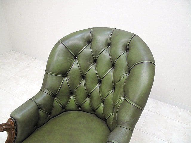 バロッサ バレンティ 「ホセフィナ」 本革 鋲打ち 1人掛けソファ 約60万円