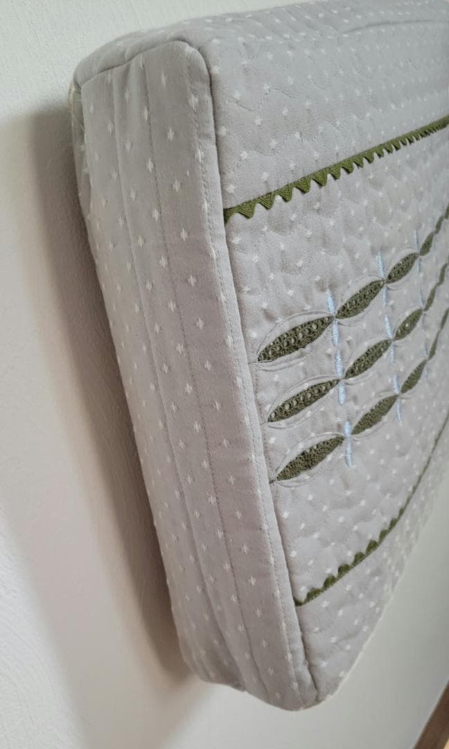 バイアス細工のバック　書類やテキストがいっぱい入ります　パッチワークバック