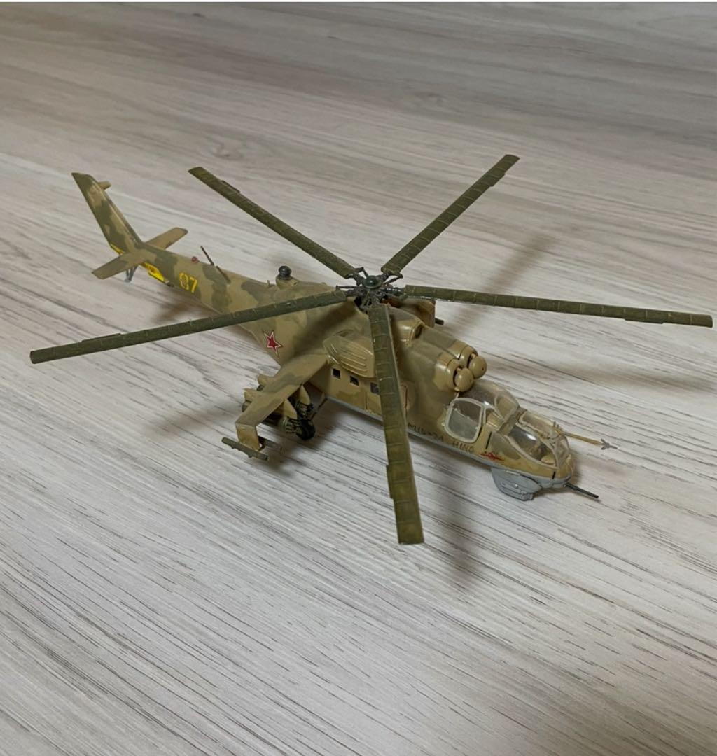 値下げしました。1機壊れてヘリコプターモデル6機になりました