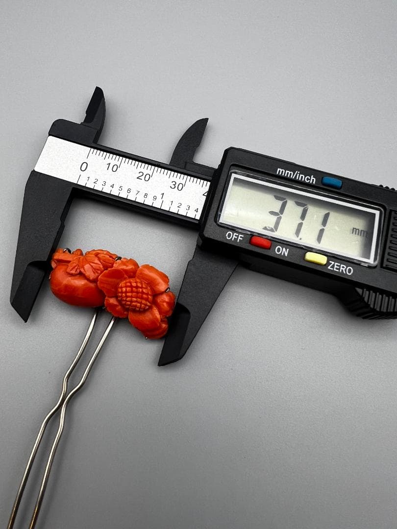 【海】本珊瑚　赤珊瑚　かんざし　簪　重量約１２．５ｇ