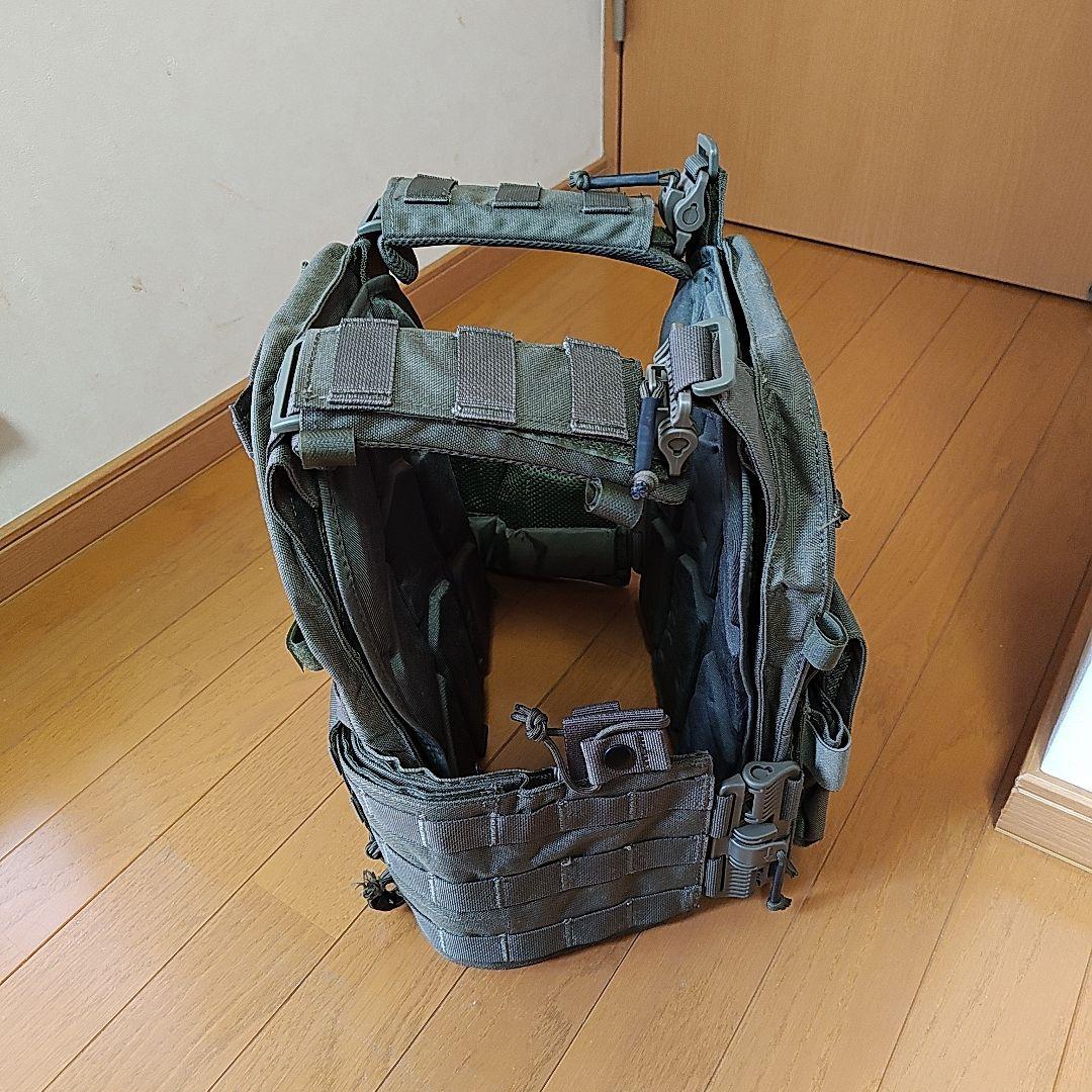 HINFWOOD製OD色プレートキャリア