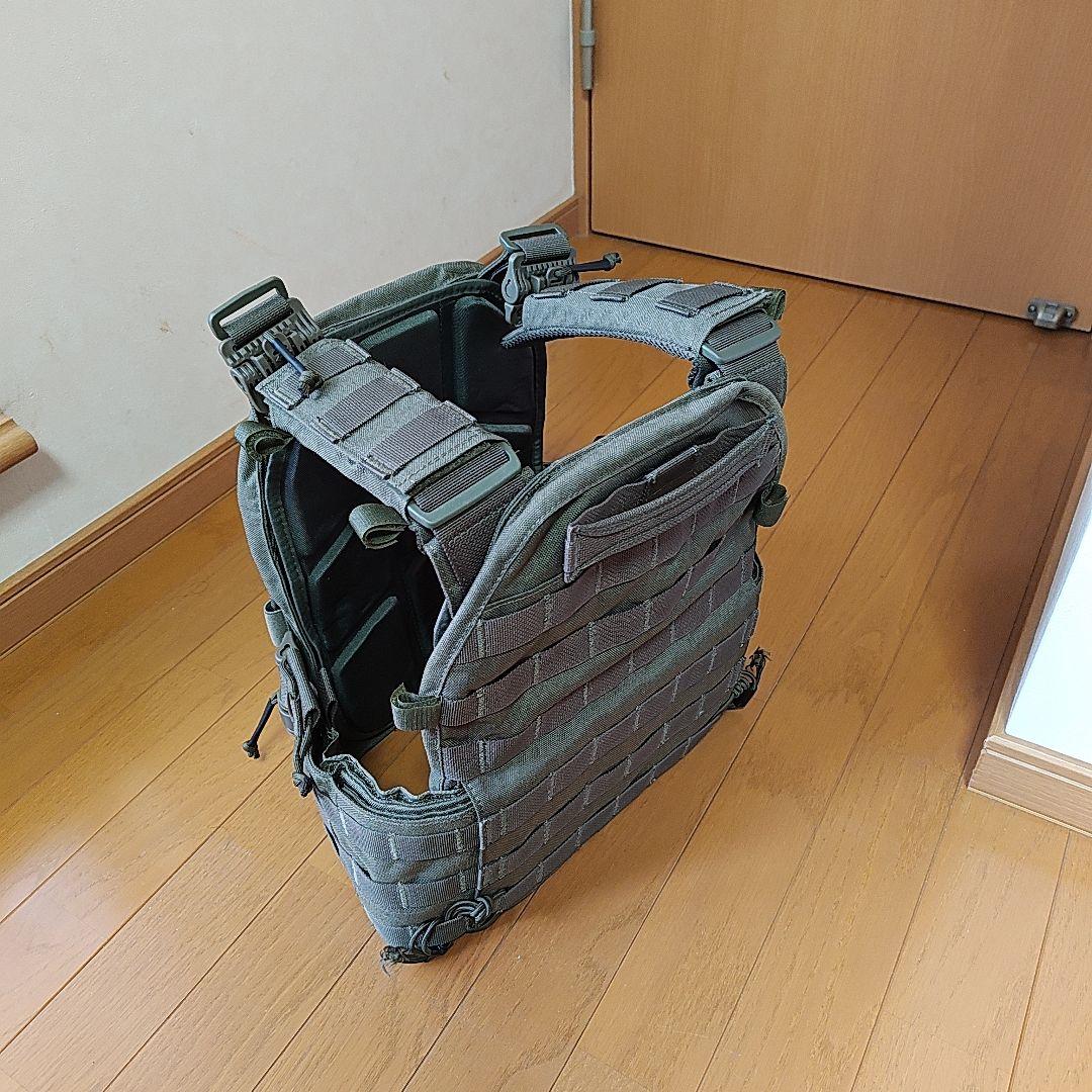 HINFWOOD製OD色プレートキャリア