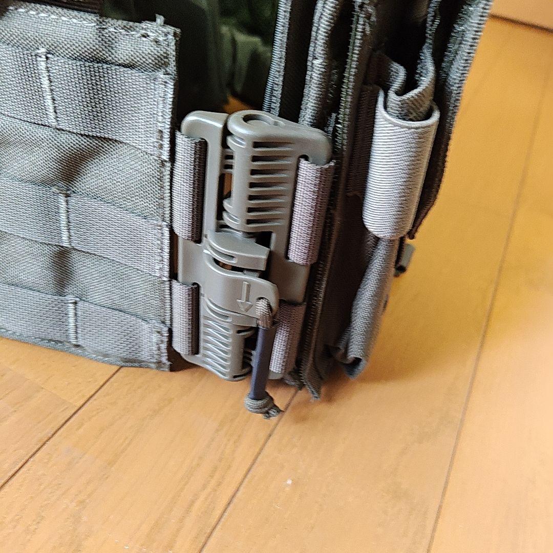 HINFWOOD製OD色プレートキャリア