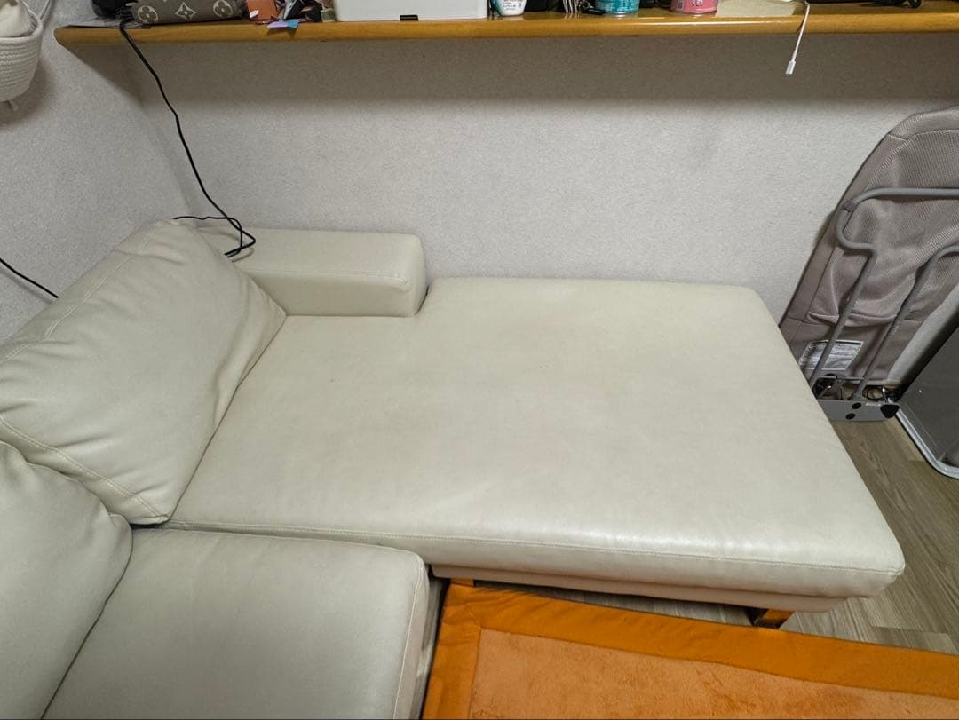 直接引き取り限定東京ホワイト コーナーソファ 合成皮革