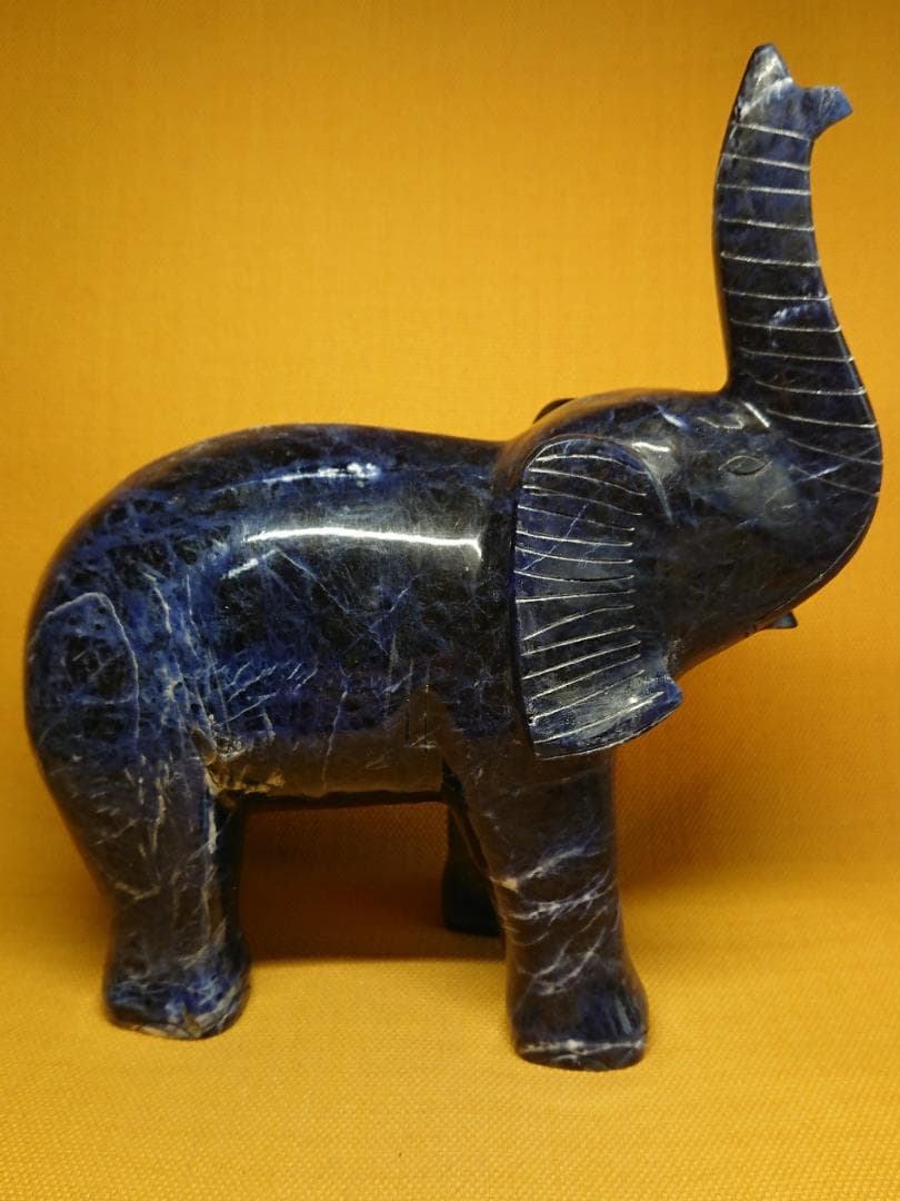 【美品】象　彫刻　天然石　オブジェ　置物　インテリア　工芸品　美術品　A1262