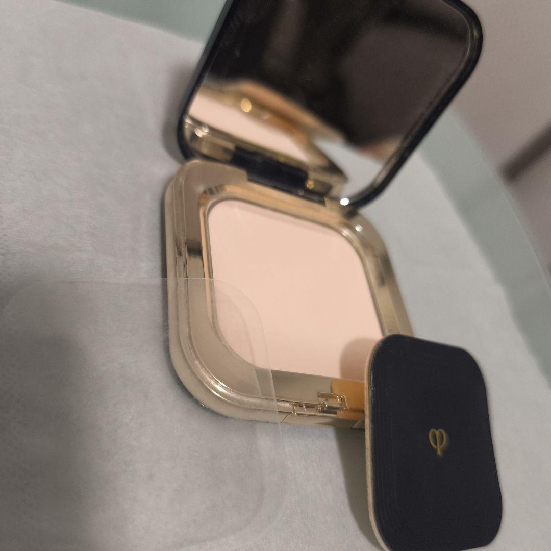 2025.12月購入】プードルコンパクトエサンシエルn ほぼ全量 - メルカリ