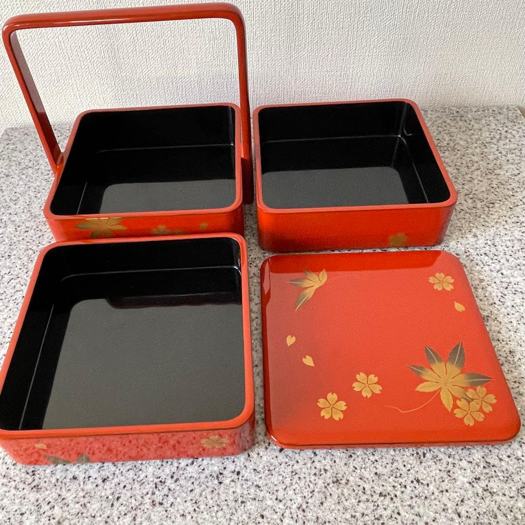 超美品　漆器　輪島塗　手提重　朱色　もみじ　桜　3段　重箱　お祝い　ひな祭り