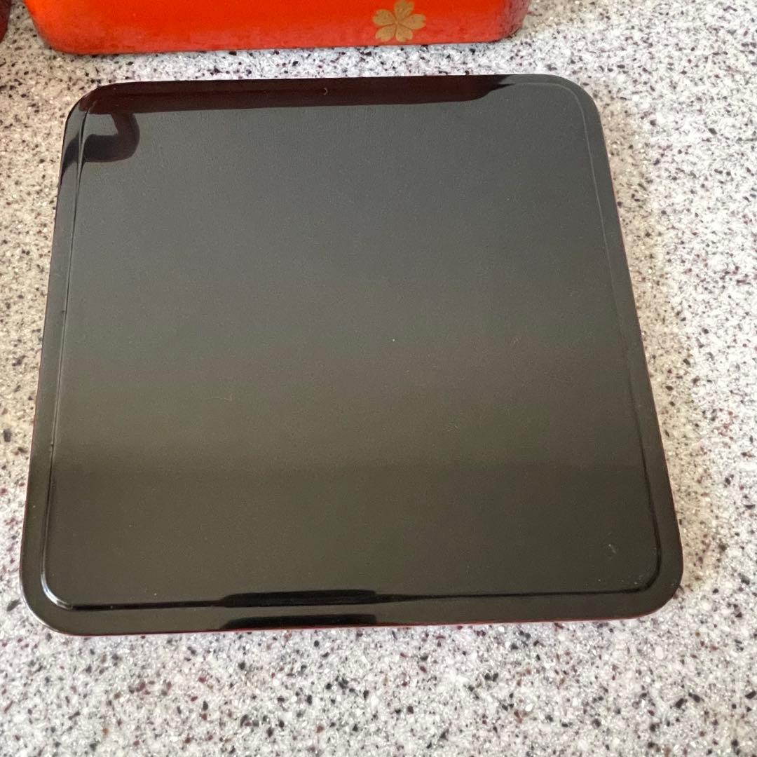 超美品　漆器　輪島塗　手提重　朱色　もみじ　桜　3段　重箱　お祝い　ひな祭り