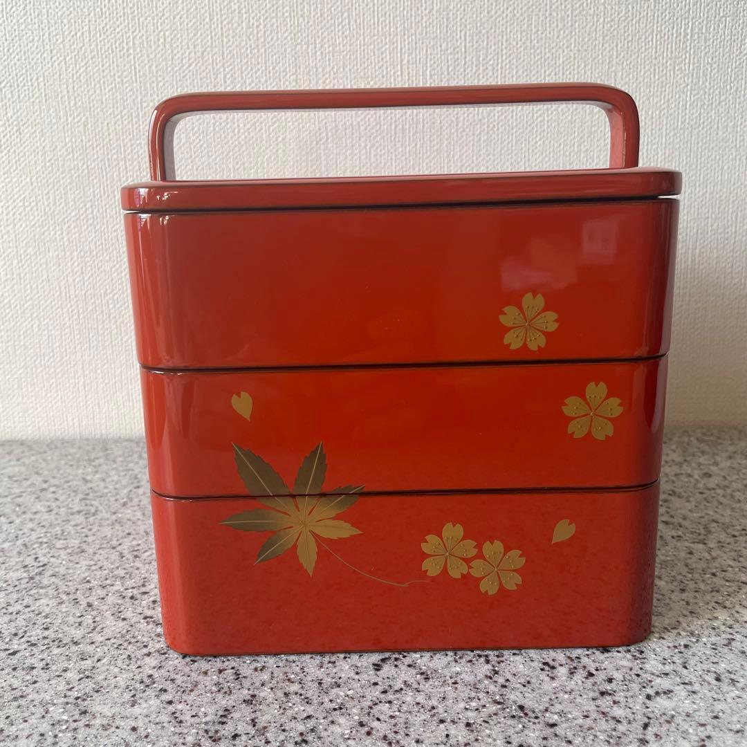 超美品　漆器　輪島塗　手提重　朱色　もみじ　桜　3段　重箱　お祝い　ひな祭り