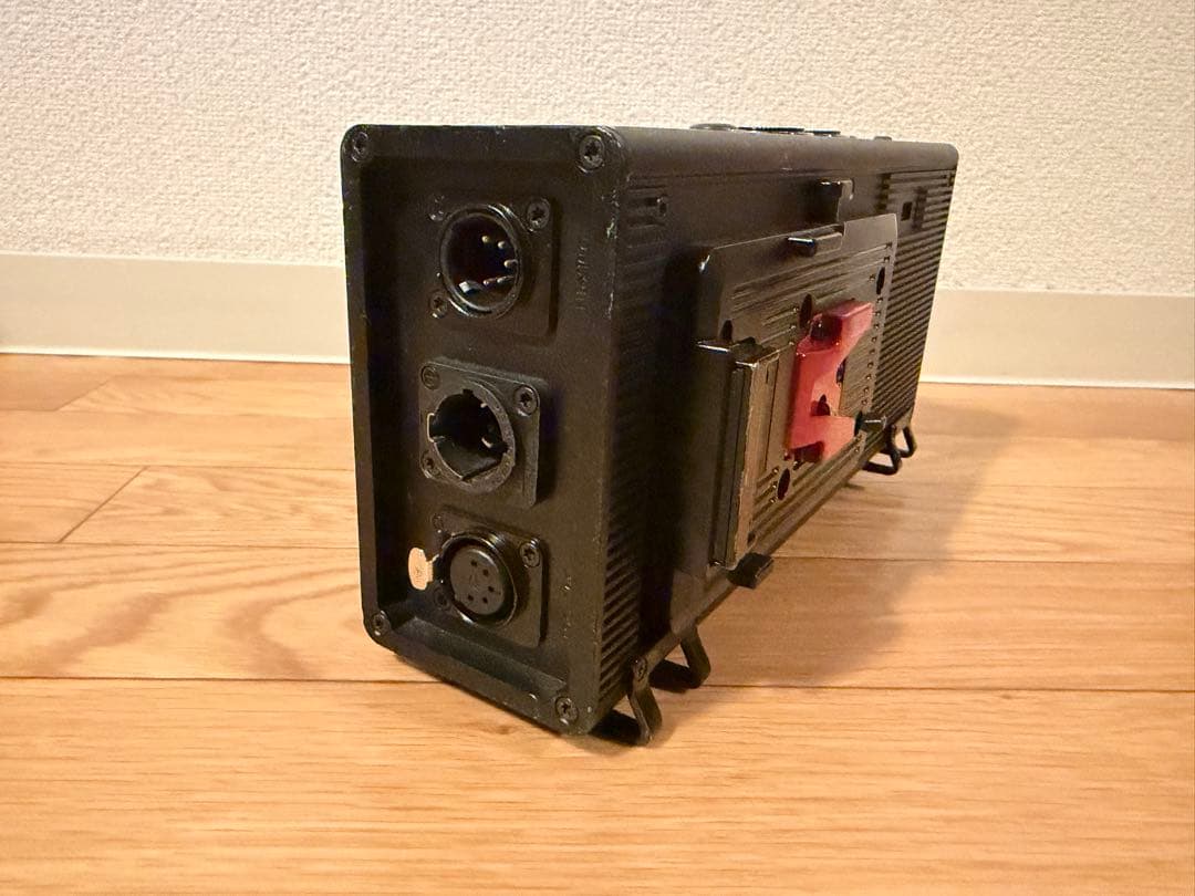 d*e様 Aputure 300X 高出力LEDライト + Frenel 2Xレ