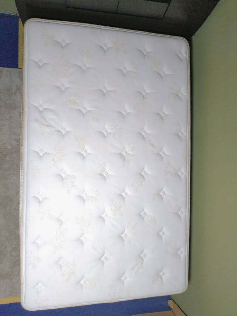 シモンズ　セミダブル マットレス　ゴールデンバリュー ピロートップ