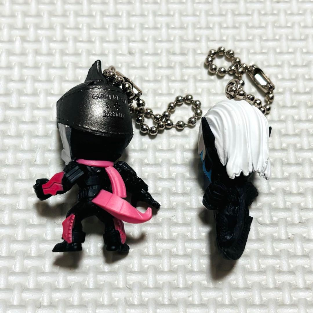 仮面ライダーリバイス バイス ガチャガチャ マスコット キーホルダー