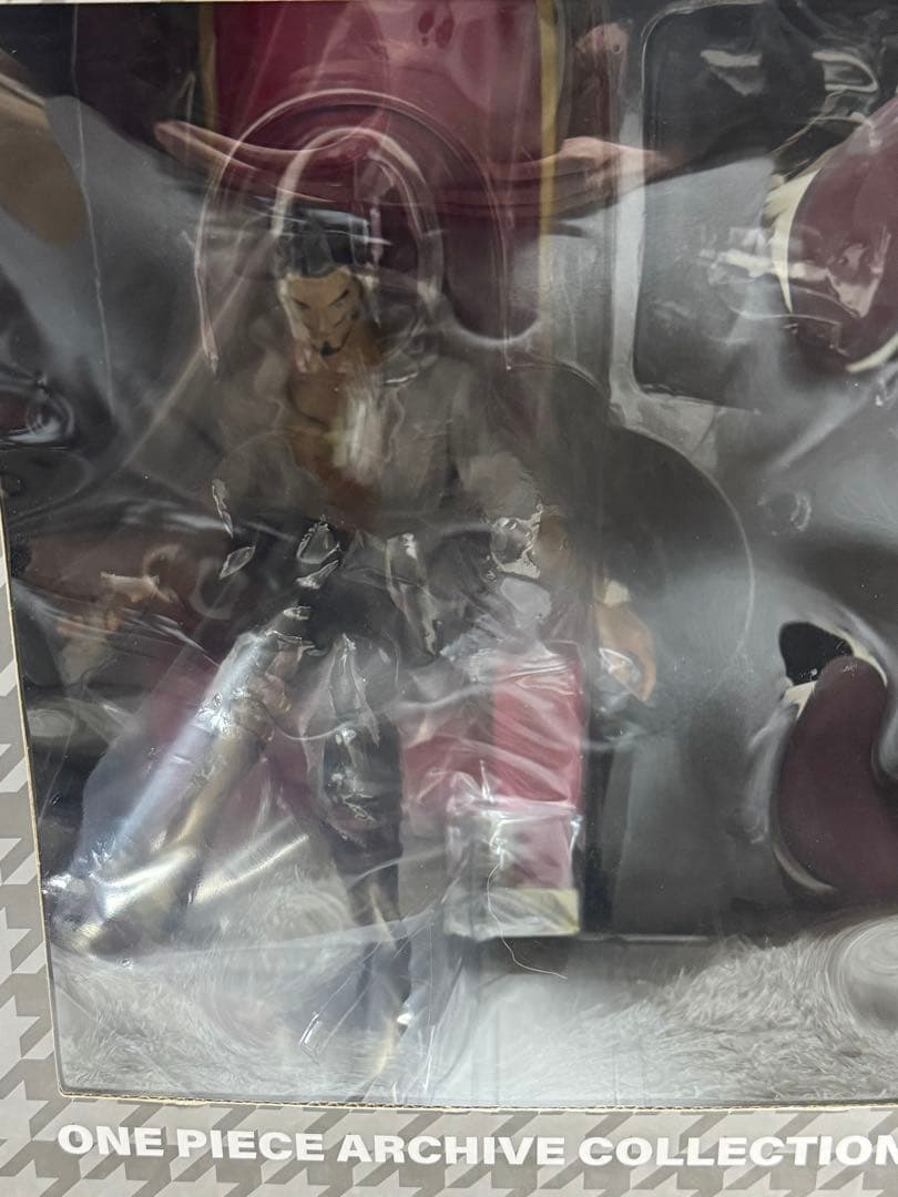 ワンピースアーカイブコレクション ミホーク Ver.B フィギュア　未開封