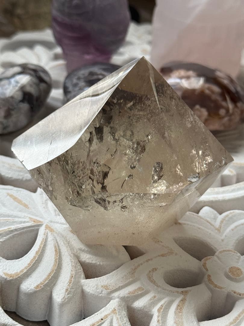 ブラジル産　ナチュラル非加熱シトリン　高品質　カップケーキフォルム　虹入り