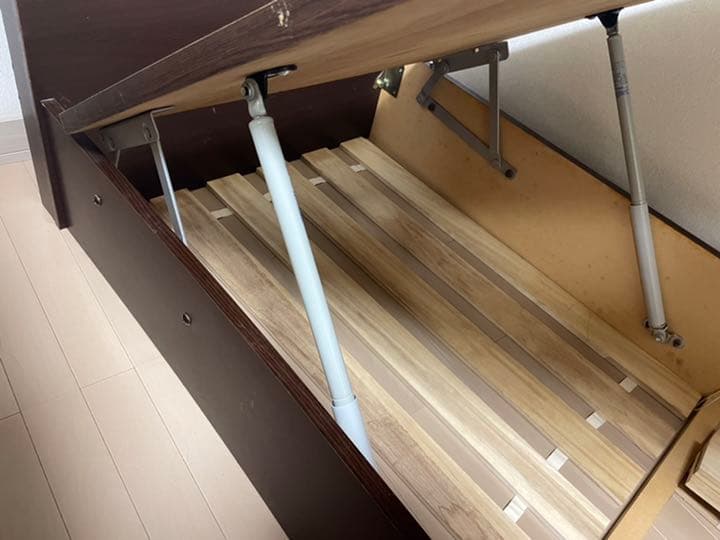 跳ね上げ式　ベッドフレーム　合田木工