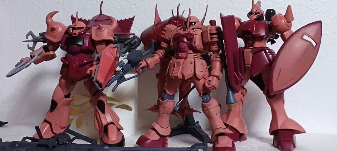 ジークアクス最終回に登場したHG1/144シャア専用5体再現セット