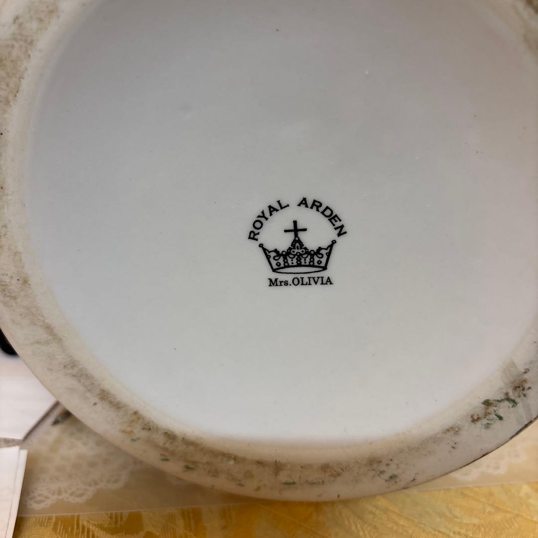 ロイヤルアーデン大型花柄陶器花瓶 - メルカリ