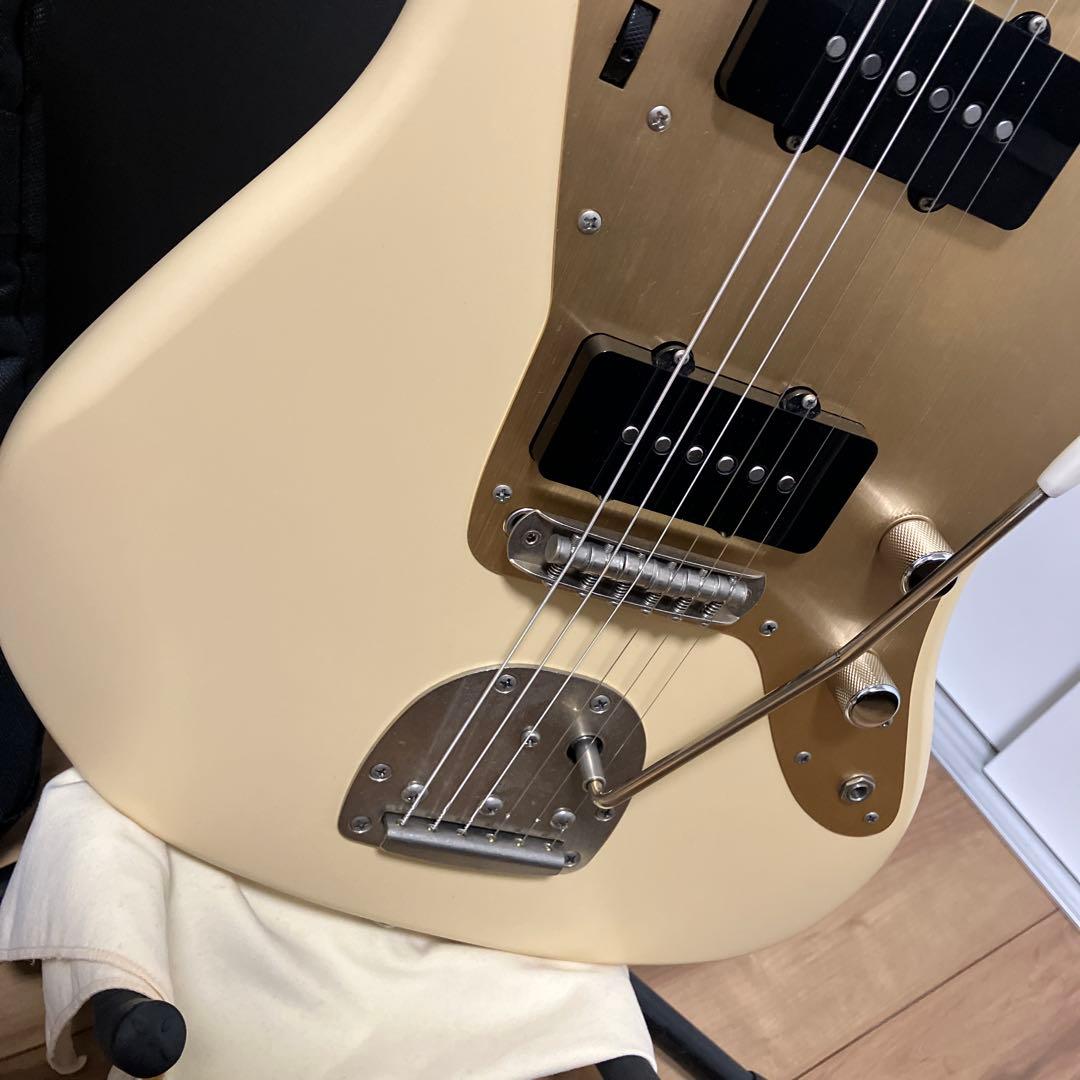 美品squier fender 40th jazzmaster デザートサンド